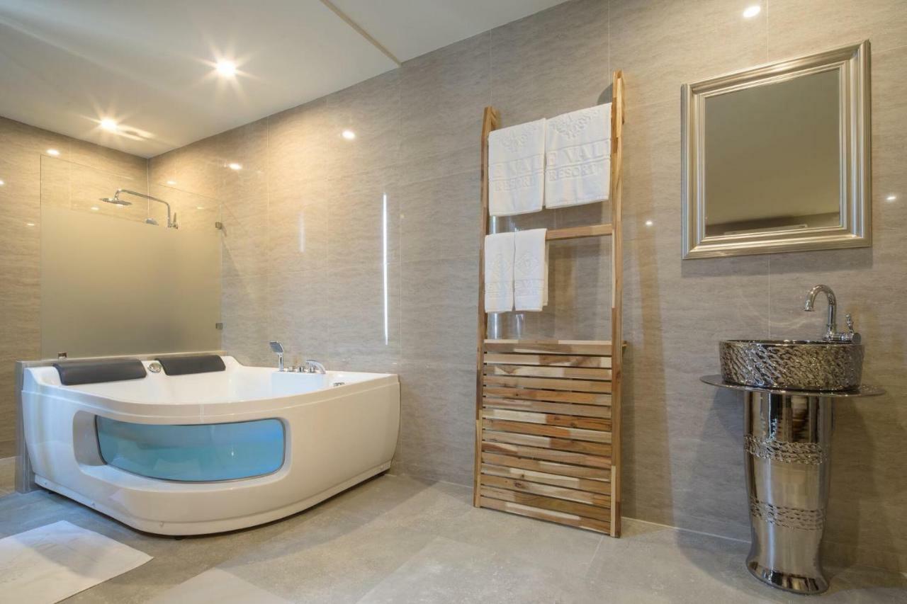 The Valen Resort Bangkok Ngoại thất bức ảnh